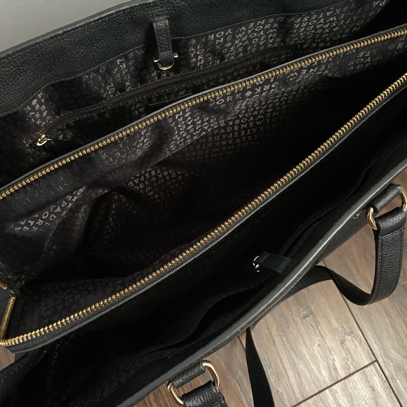 KATE SPADE Large Tote w/ Laptop Pocket - Picture 9 of 10